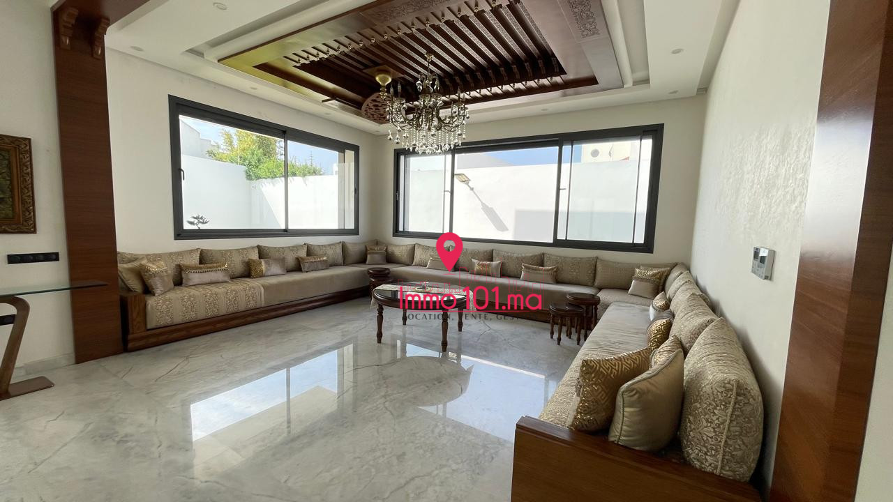 Location villa moderne meublée à Hay Riad SILVM2343